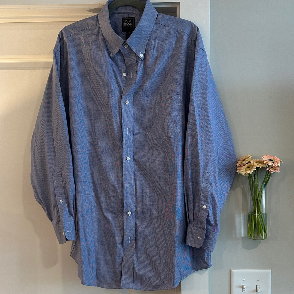 Jos. A. Bank Classic Blue Dress Shirt 💙